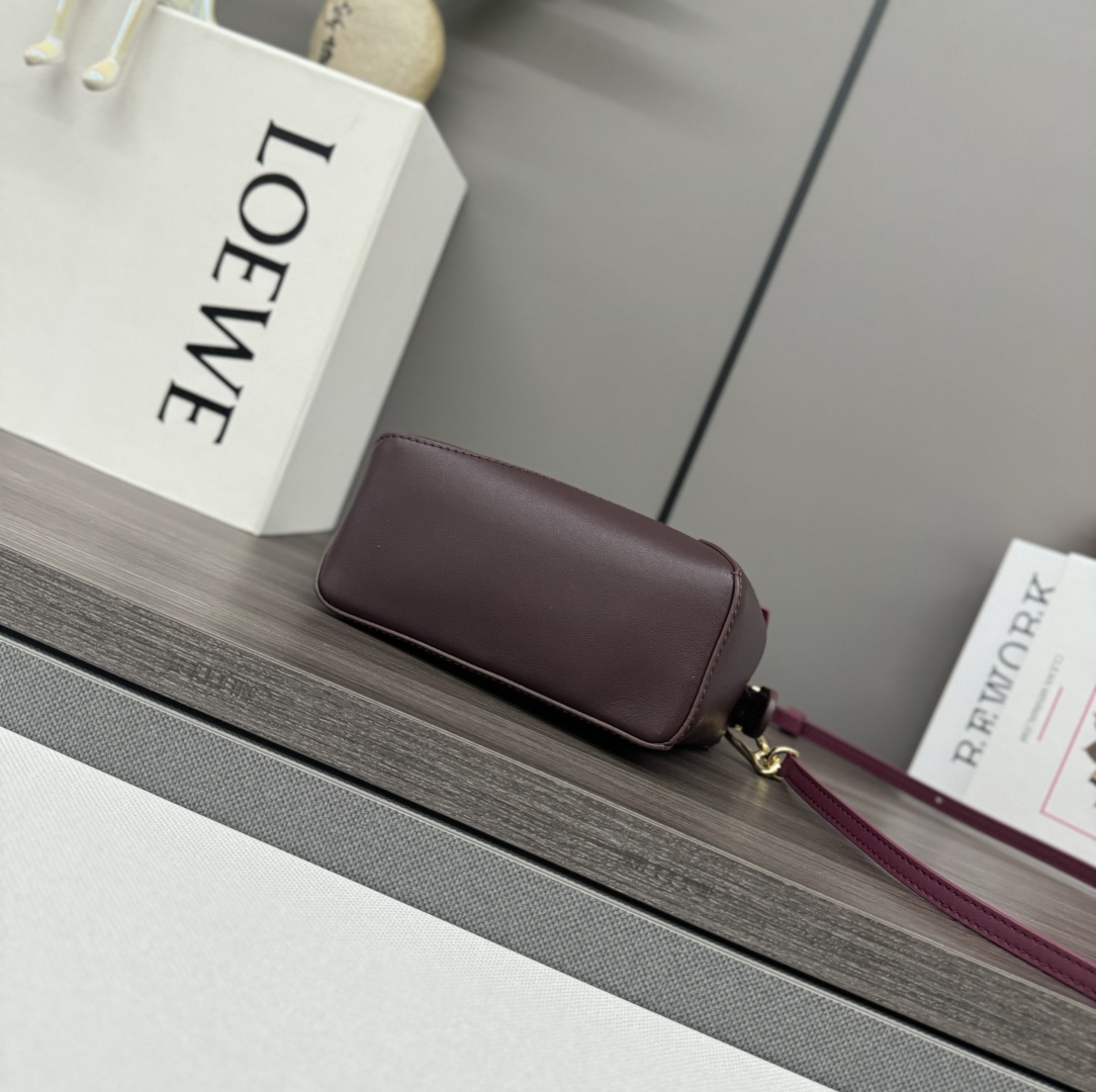 Loewe Puzzle Bags